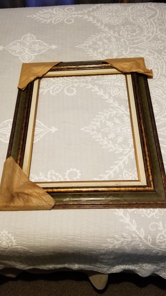 Picture Frame (18x24)
