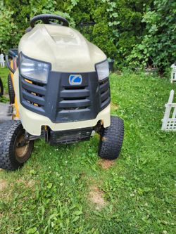 Riding lawn mower