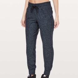 NWT-Ready to Rulu High-Rise Jogger 
