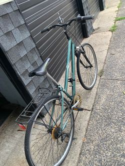 Huffy adult bike