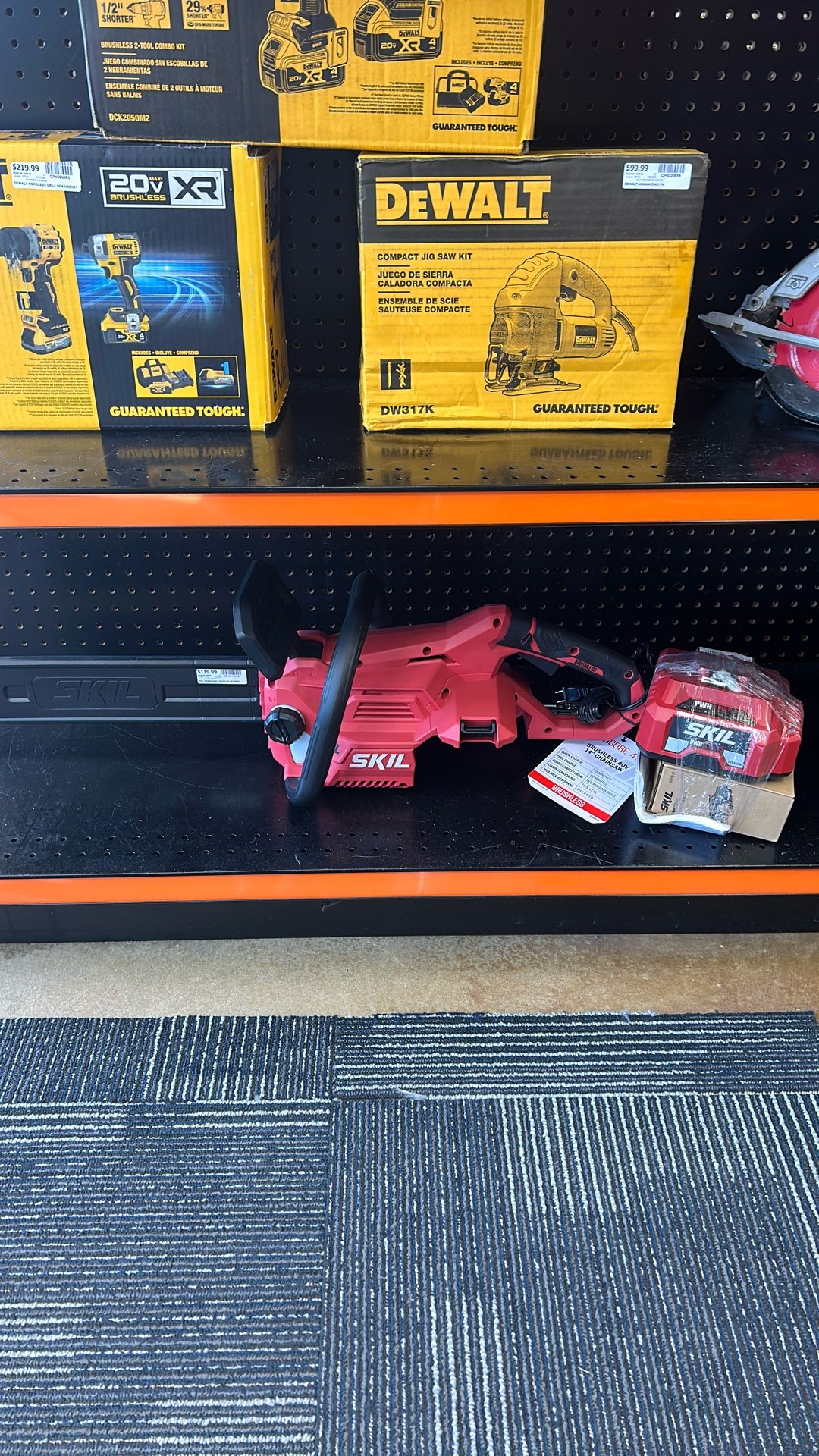 New cordless skill, 14 inch chainsaw with battery charger