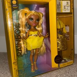 Rainbow High-Fantastic Fashion-Sunny Medison 