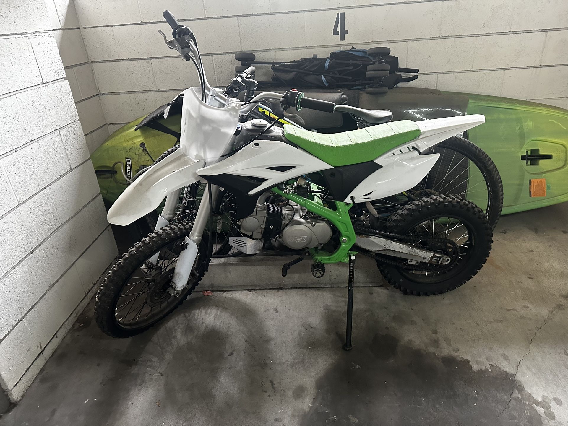 Dirtbike 110c