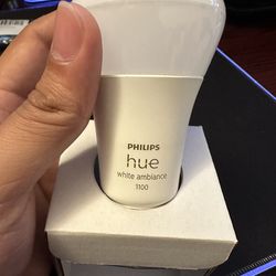 Philips Hue (White Ambience 1100 Lumens)
