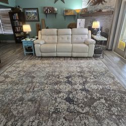 HAVERTYS Sterling Power Reclining Sofa