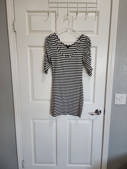 Guess Dress Size Medium