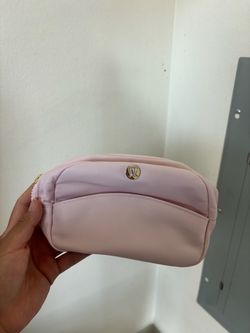 Lululemon pouch