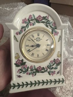 Portmeirion desk clock Botanic Garden pattern.