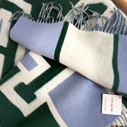 COACH Reversible Oversized Wool Scarf🧣