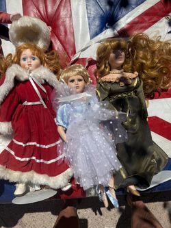 Vintage 1980s/1990s Porcelain Collector Dolls - Bundle of 11