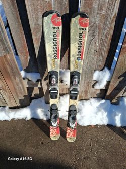 ROSSIGNOL SKIS 