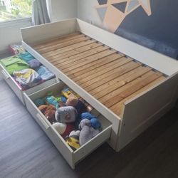 Ikea Daybed Single / King Size 