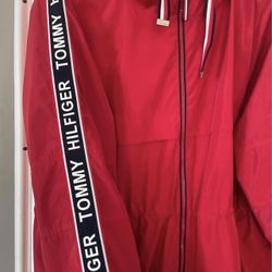 Tommy Hilfiger rain/windbreaker jacket size xl 
