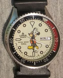 Vintage Mickey Mouse Diving Watch