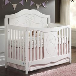 Crib For A Baby Girl With A Mattress 