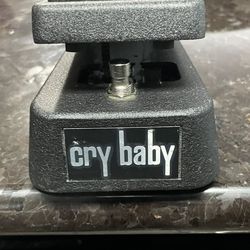 Cry Baby Guitar Pedal
