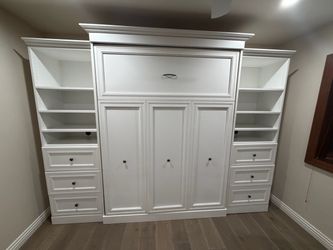 Murphy bed with storage