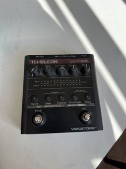 TC Helicon Voicetone Correct Microphone Pedal OBO