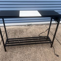 Black & White Console Table w/ 3 USB Ports + 2 Outlets
