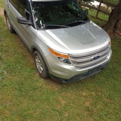 2013 Ford Explorer 