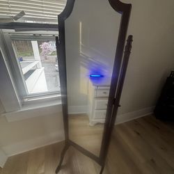 Adjustable Mirror 