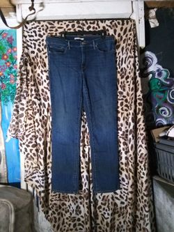 Levis jeans