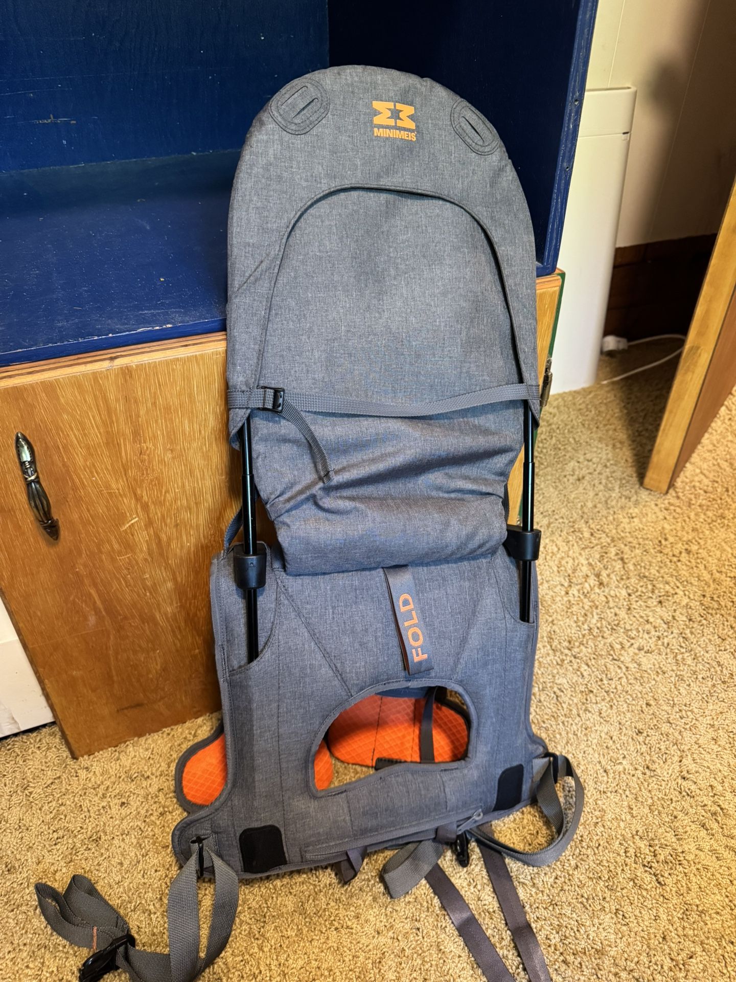 Minimeis toddler Shoulder Carrier