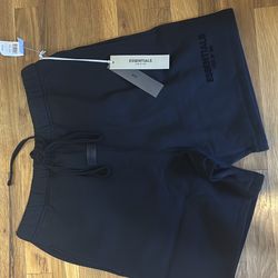 Essential shots black (small)