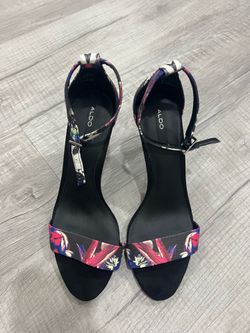 6 Women Shoes……Aldo Heels Wedges, Booties Size 7