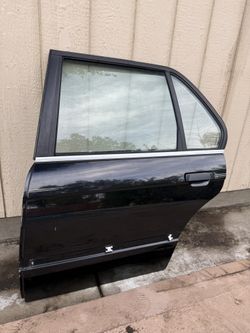 BMW E30 Sedan Black RL Rear Left Door shell