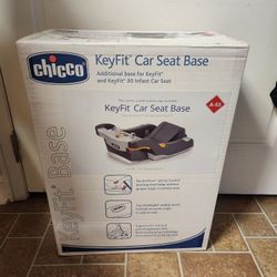 NIB Chicco KeyFit And KeyFit 30 Car Seat Base