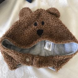 Gap Bear Hat 12-18 months like new