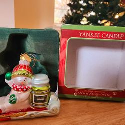 2004 VINTAGE Collectible Yankee Candle Glass Christmas Ornament 