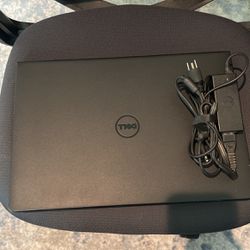 2 Dell Inspiron 15 3000.     $120 Each One. CASH ONLY 