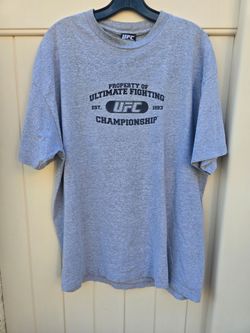 Vintage UFC Ultimate Fighting Championship Graphic T-Shirt