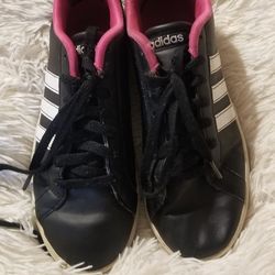 Adidas Size 9 $ 7