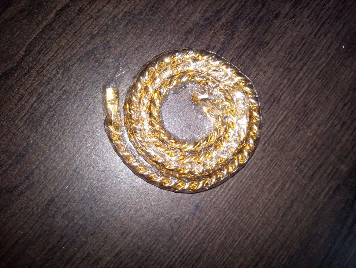 6MM 18k Miami Cuban Link Chain 22" 