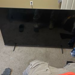 60 Inch Smart Roku tv