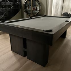 Pool Table In Good Conditions 
