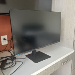 Samsung Viewfinity S8