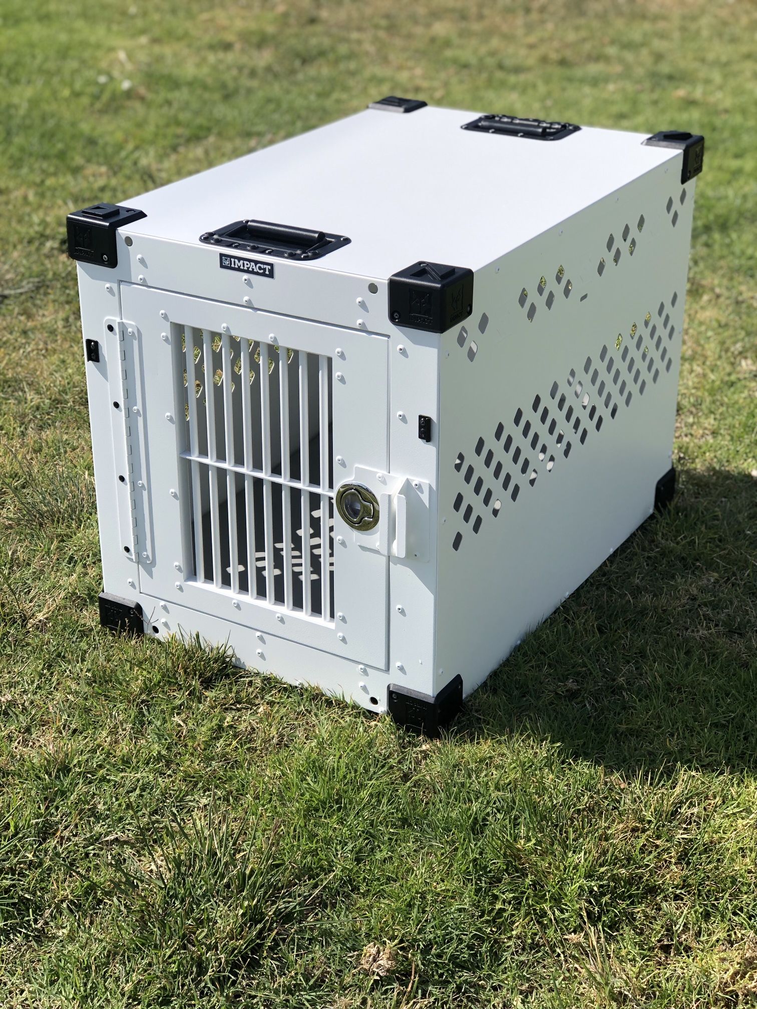 Impact Dog Crate / Kennel