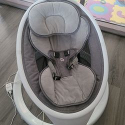 Munchkin baby swing