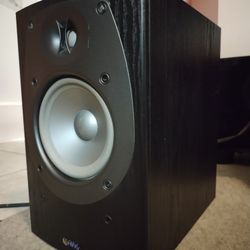 Infinity Beta 20 Bookshelf Speaker.
