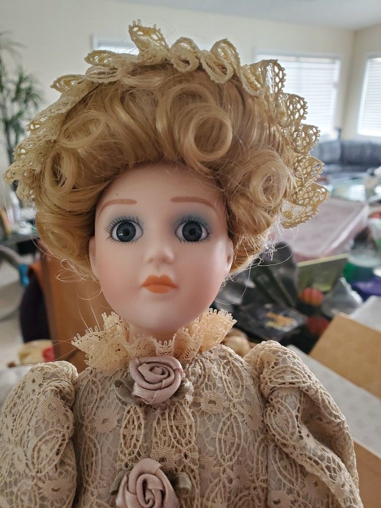 New Porcelain Collector Louis Nicole Doll 