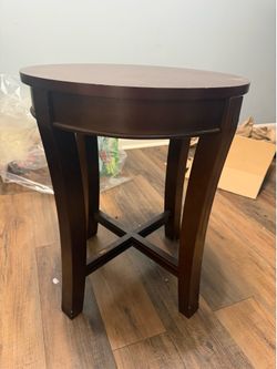 2 side tables
