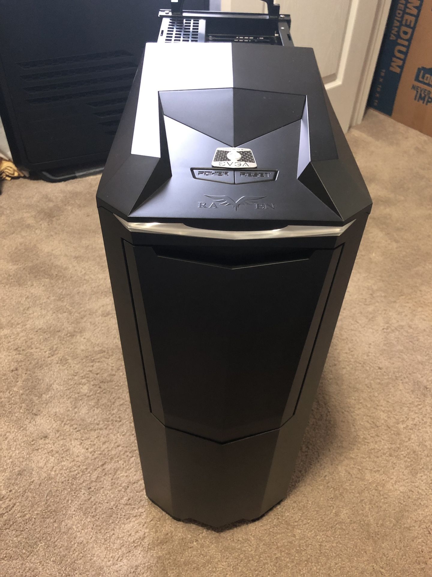 SilverStone Raven RV01 case