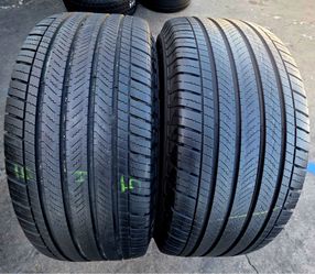 2 USED TIRES MICHELIN 265/65/18