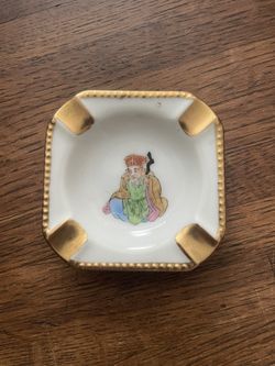 1960’s Vintage Japanese Kutani porcelain ashtray