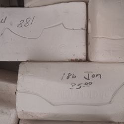 Over 200 Creamic Molds Whole Unit 2300