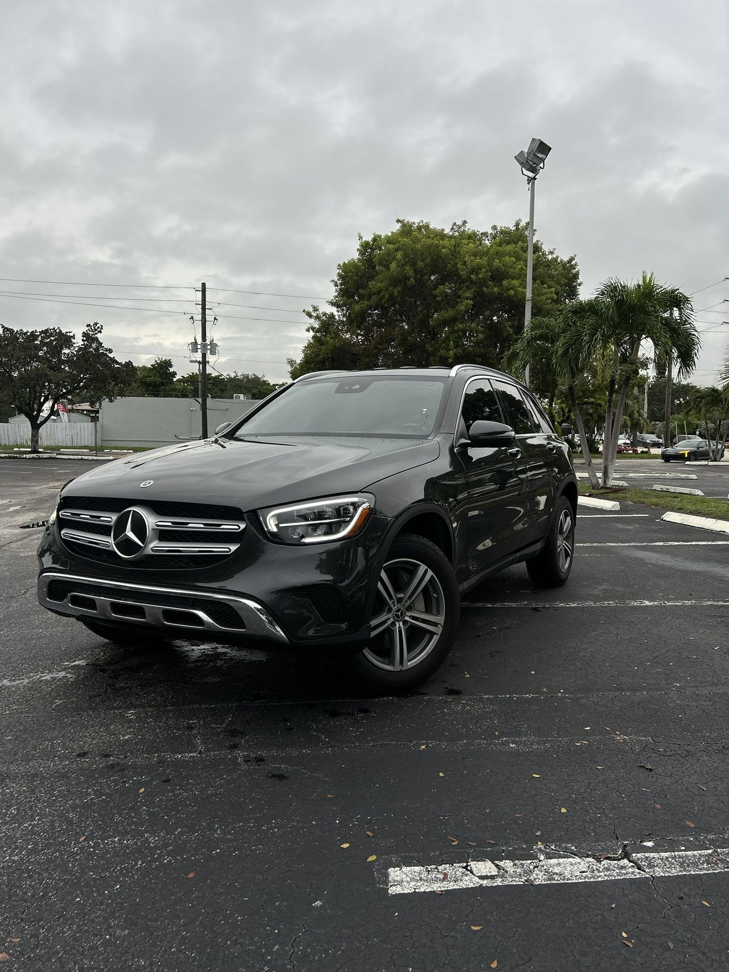 2022 Mercedes-Benz GLC 300